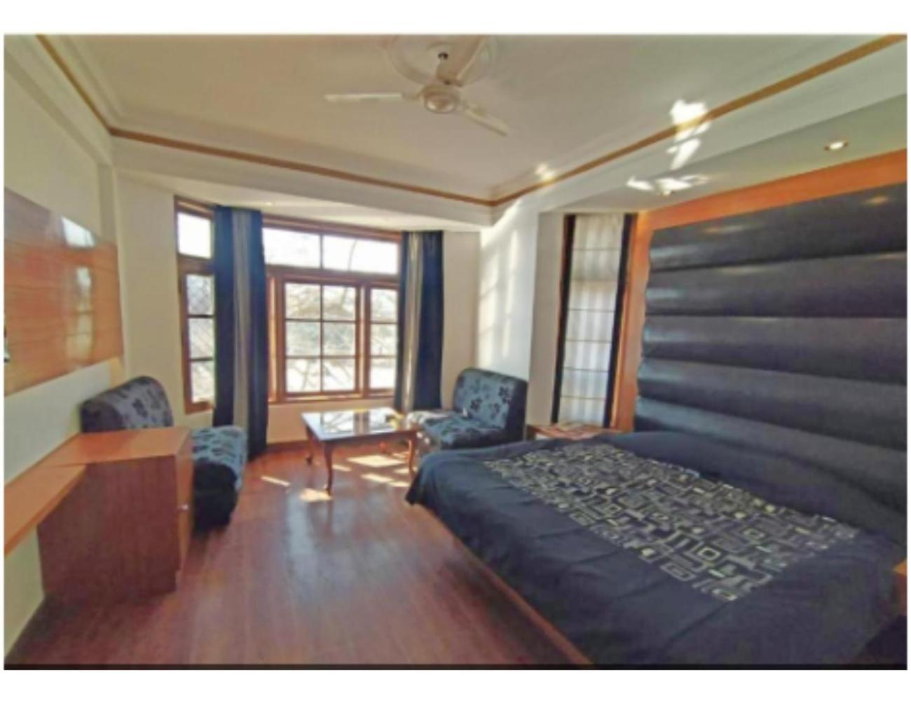 Hotel Horizon Near Picture Palace Bus Stand, Masuri Exterior foto