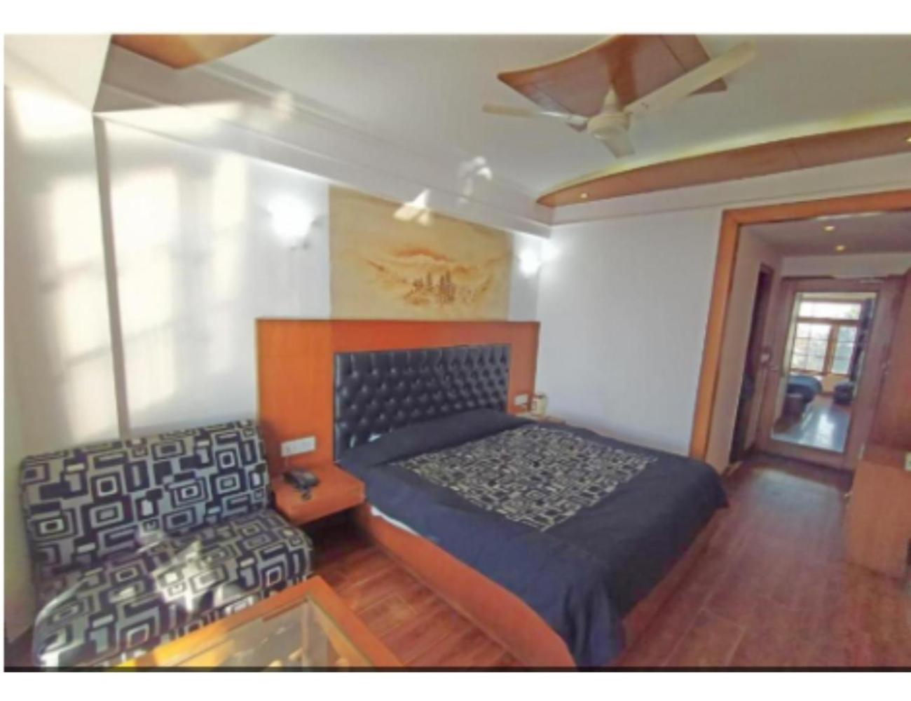 Hotel Horizon Near Picture Palace Bus Stand, Masuri Exterior foto